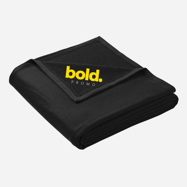 Oversized Core Fleece Sweatshirt Blanket Thumbnail